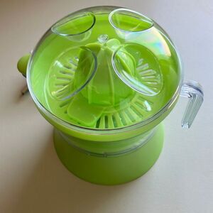 Green Citrus Juicer Travel usb